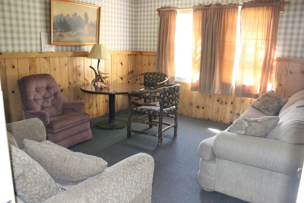 Twin Lakes Resort Bridgeport Bilik gambar
