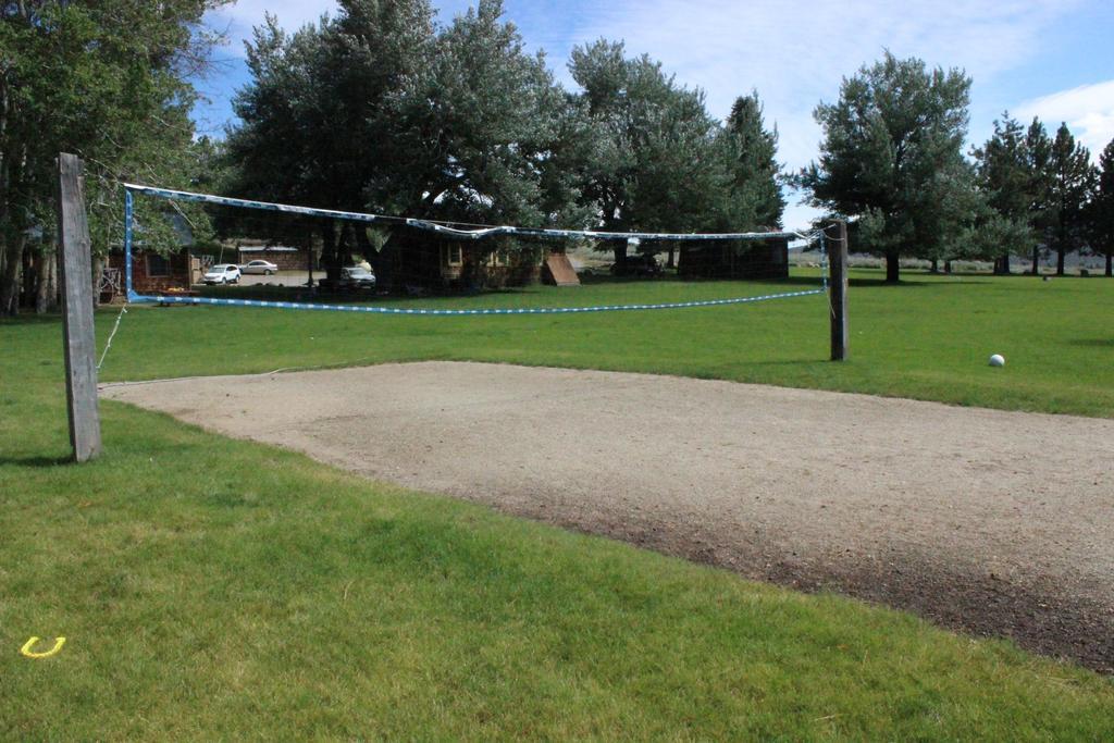 Twin Lakes Resort Bridgeport Luaran gambar