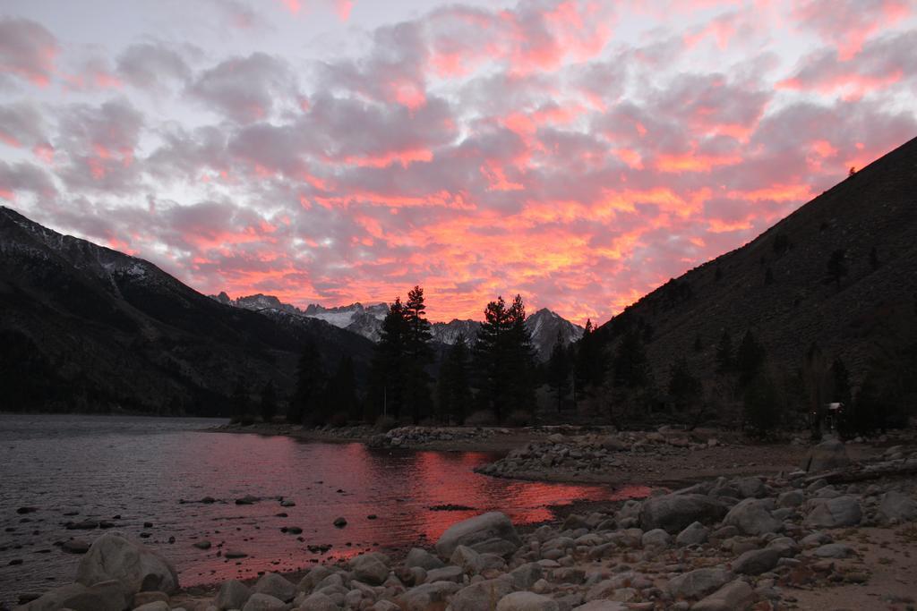 Twin Lakes Resort Bridgeport Luaran gambar